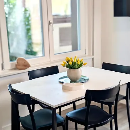 Liana 6 * ליגננו סביאדורו